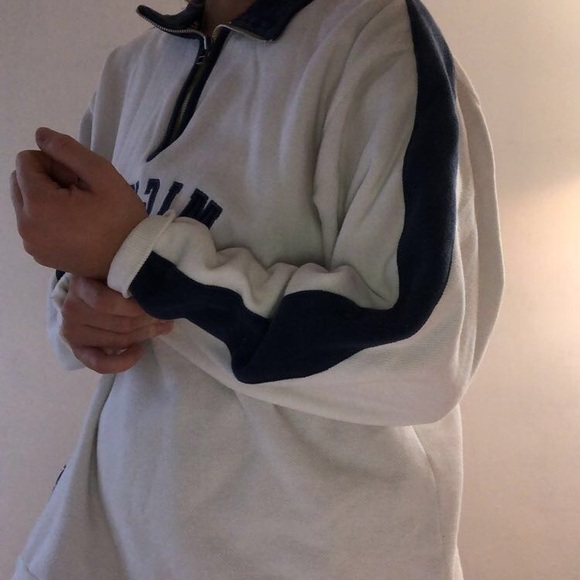 Authentic Mickey Sweater - Picture 10 of 11